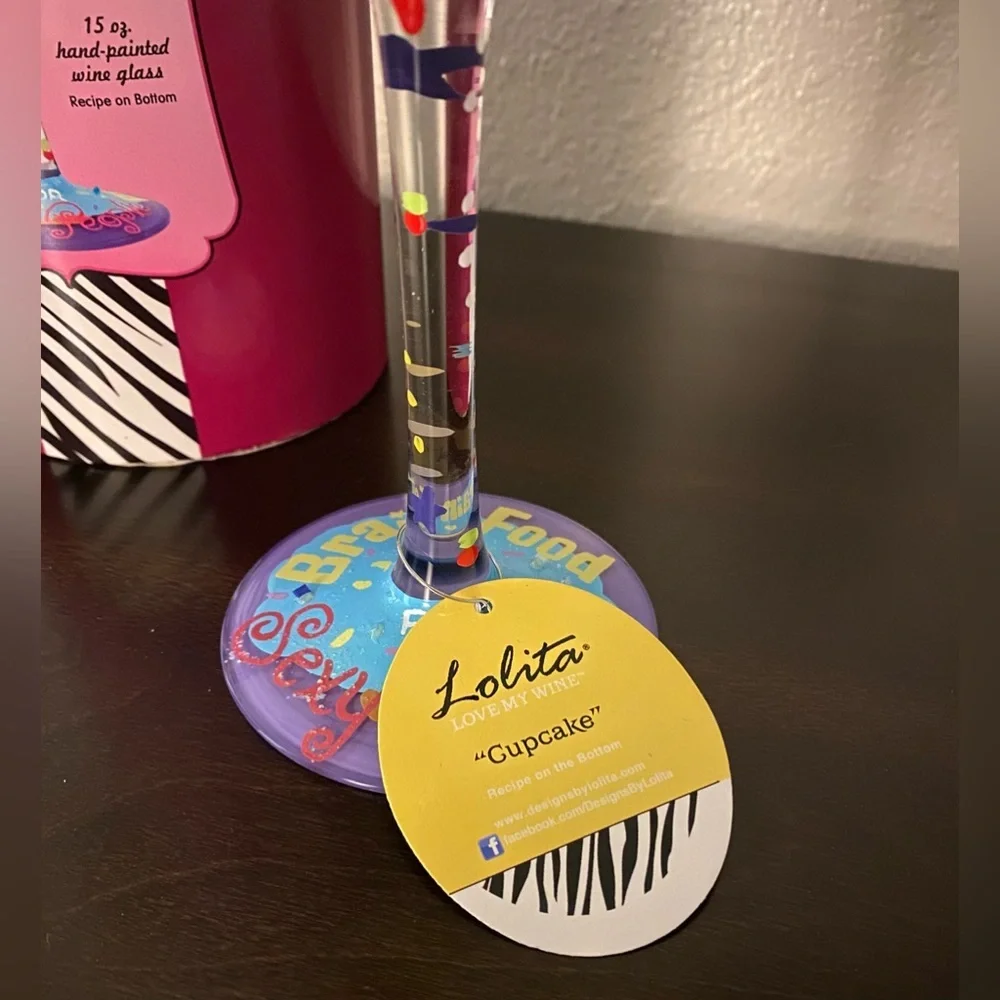 Lolita Cupcake Wine Glass 15oz Hand Painted Collectible NIB Recipe Glass Barware